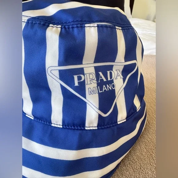 Prada recycled nylon bucket hat - Picture 2 of 5